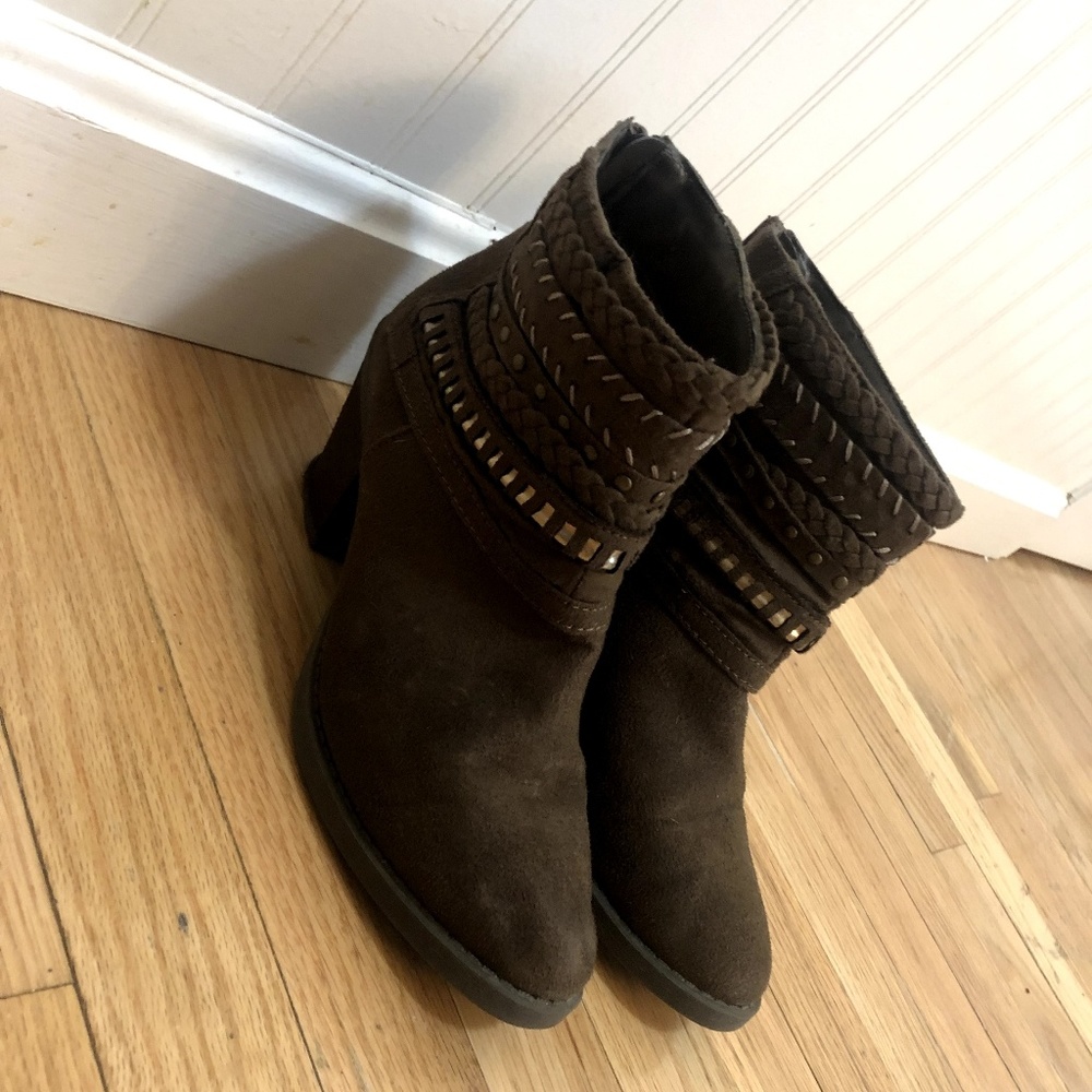 Dark brown booties